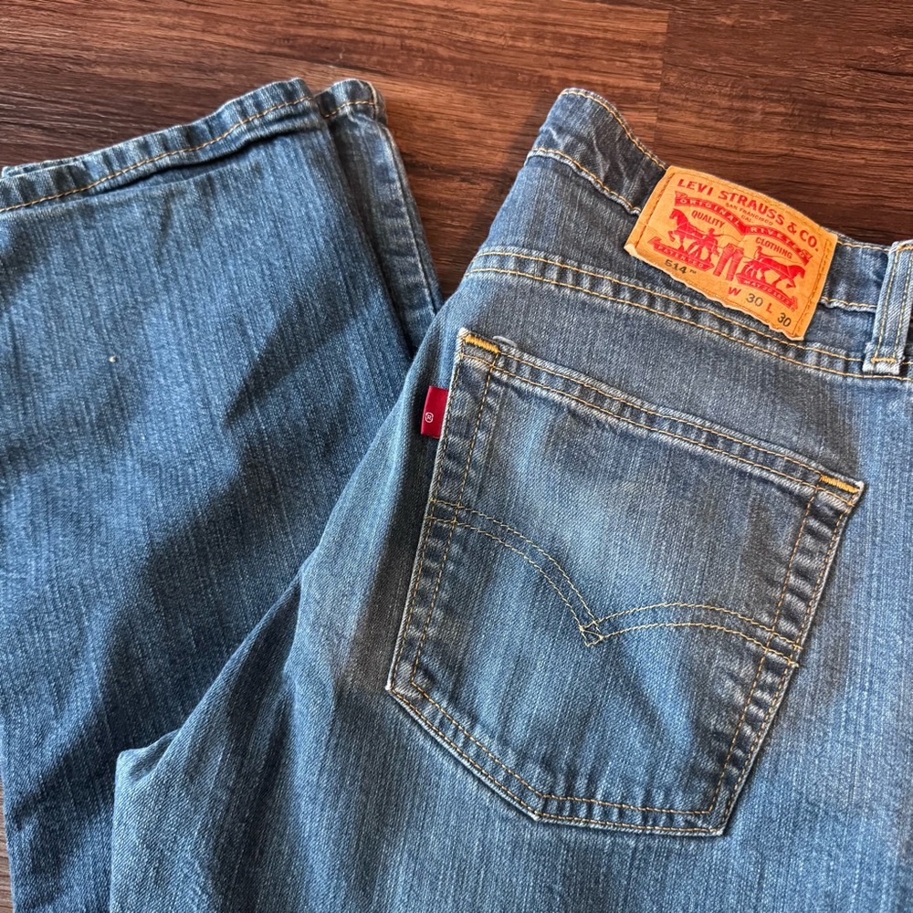 Levis 514 Jeans Mens 30x30 Blue Denim Medium Wash Blank Red Tab Good Fade